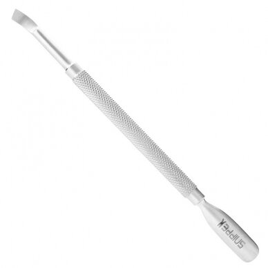 SNIPPEX 887 professional cuticle pusher during manicure/pedicure