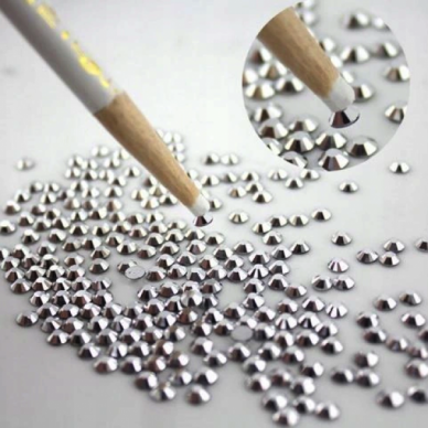 White pencil for small nail decorations, 1 pc.