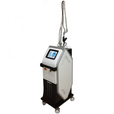 Fractional CO2 facial rejuvenation and vaginal tightening laser RSF100