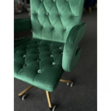 Beauty salon chair with stable legs HR8404N, green velor 6