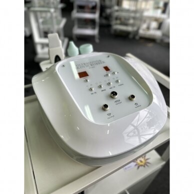 Professional ultrasonic facial cleansing scrubber and sonophoresis machine for cosmetologists BN-233L 4