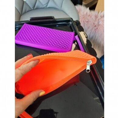 Silicone case/sleeve for storing hot tongs, orange color 2