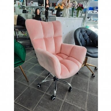 Beauty salon chair with wheels HR650K, pink velor 5