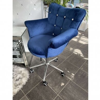 Beauty salon chair with wheels HC804CK, blue velor 7